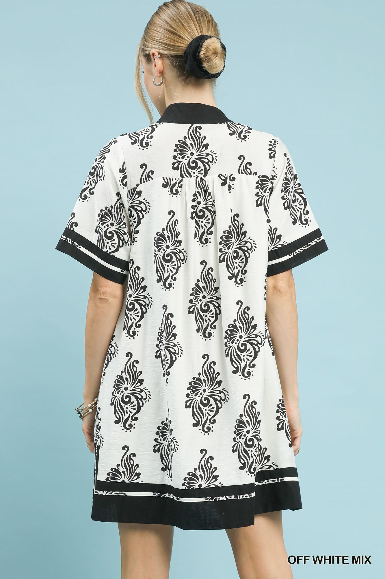 UMGEE Black and White Abstract Print Mini Dress