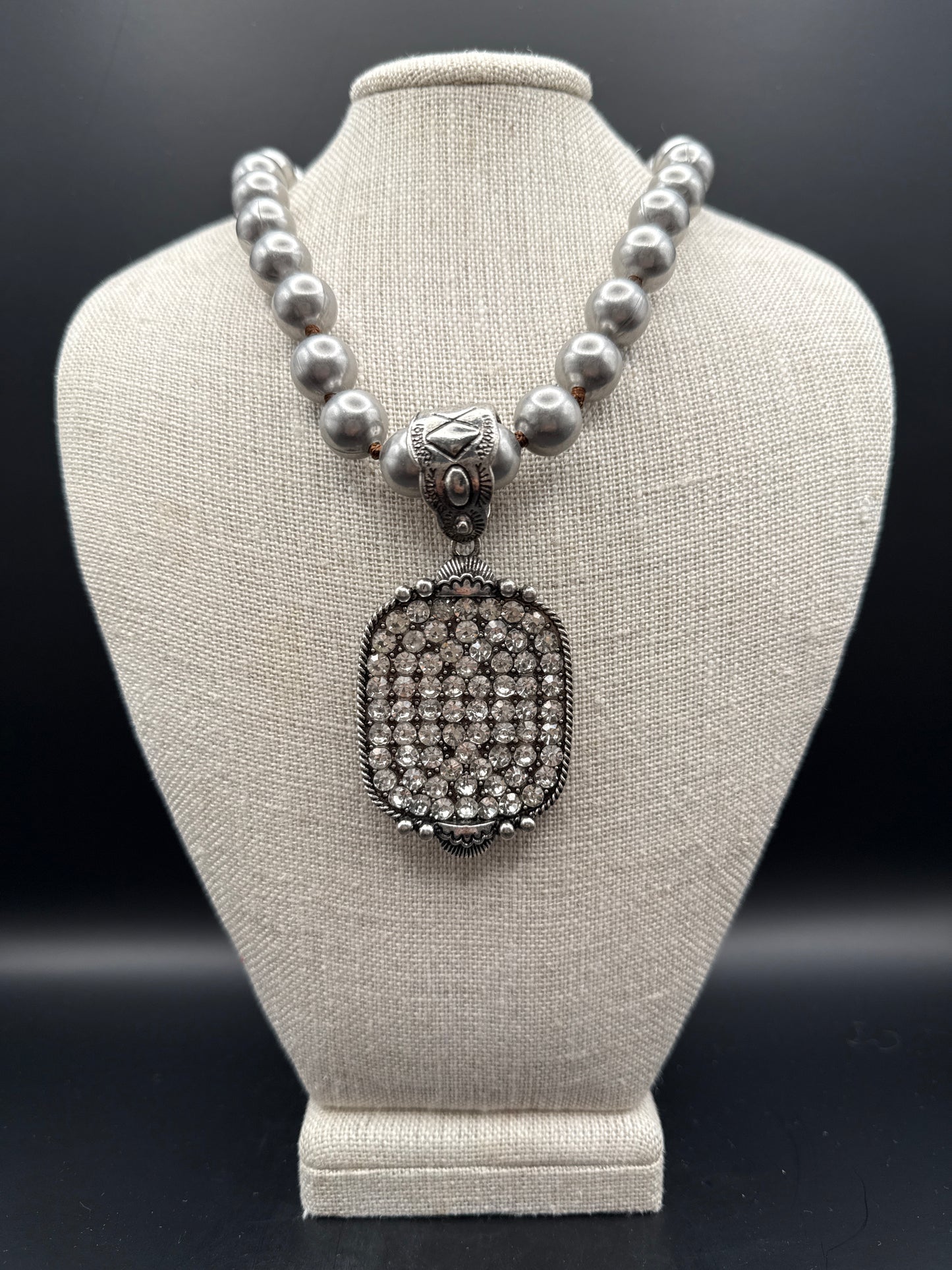 ALICE Pearl Crystal Dogtag Necklace