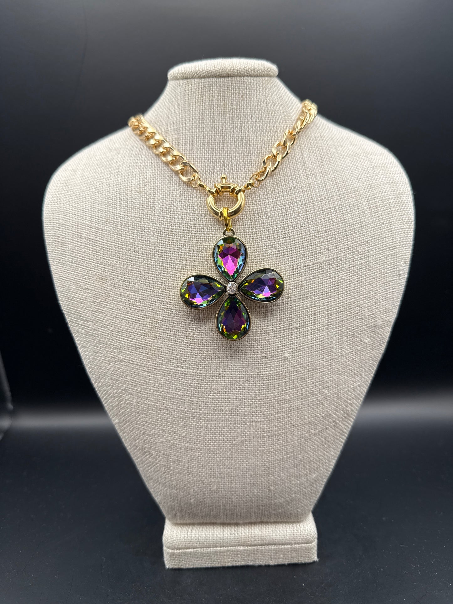 ALICE Volcano Stone Flower Gold Necklace