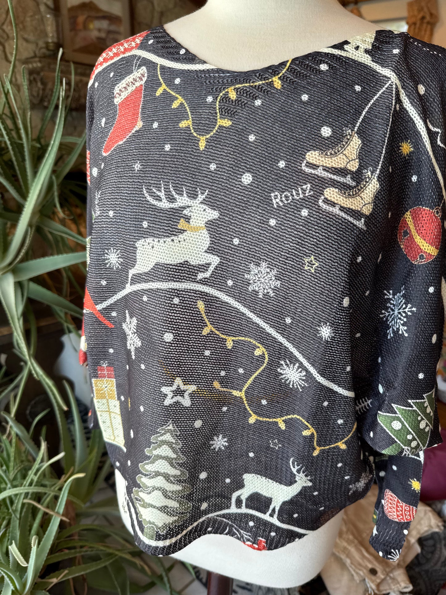 CENTO Black Christmas Top