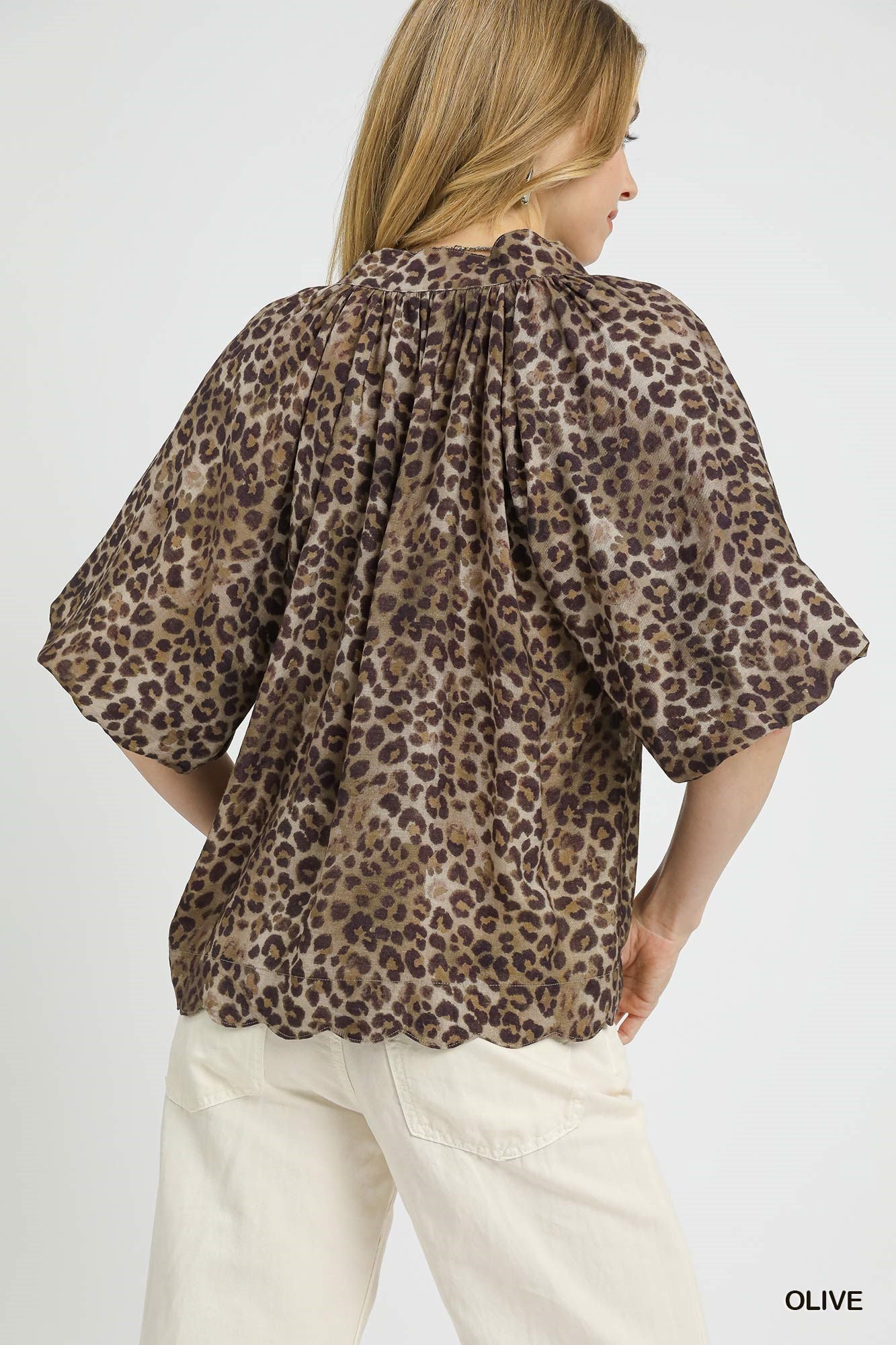 UMGEE Bubble Sleeved Animal Print Blouse