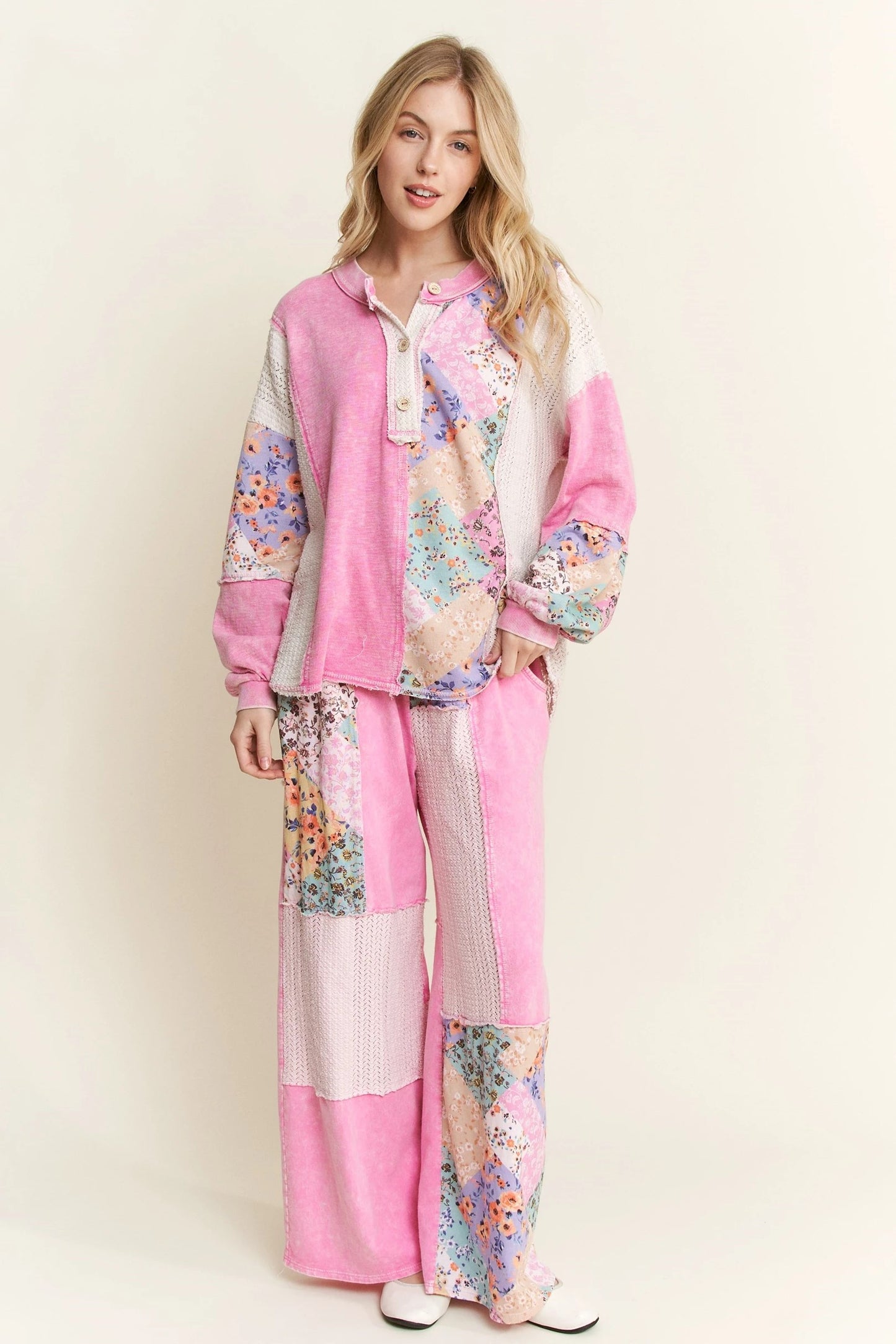 J. HER Mineral Washed Floral WaveKnit Jacquard Henley Boho Top Long Sleeve Bubble Gum