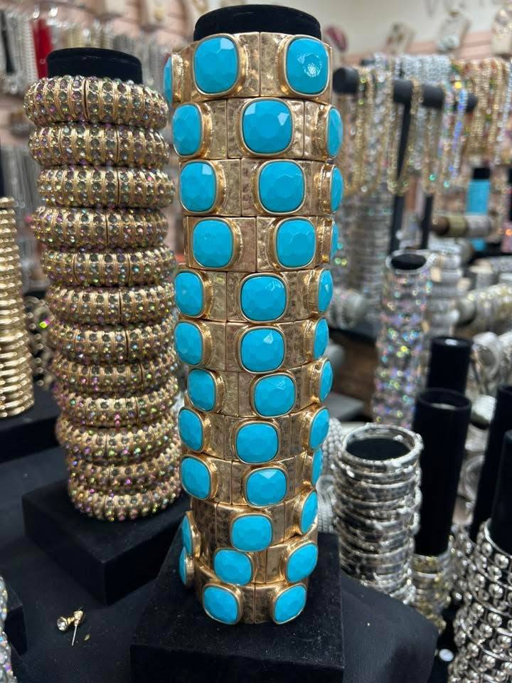Howlite Turquoise Foiled Gold Bracelet