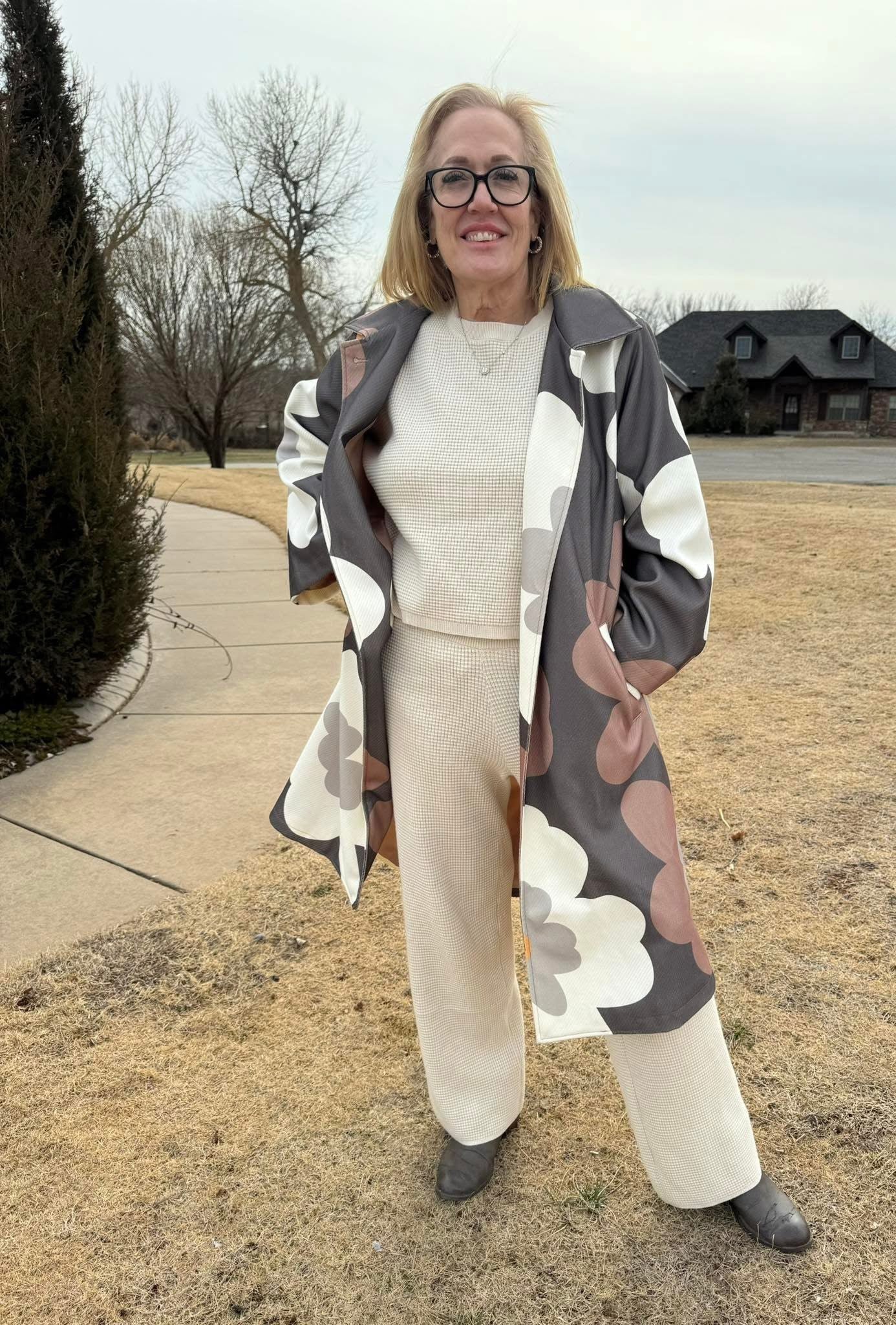 Davi & Dani Retro Floral Statement Coat