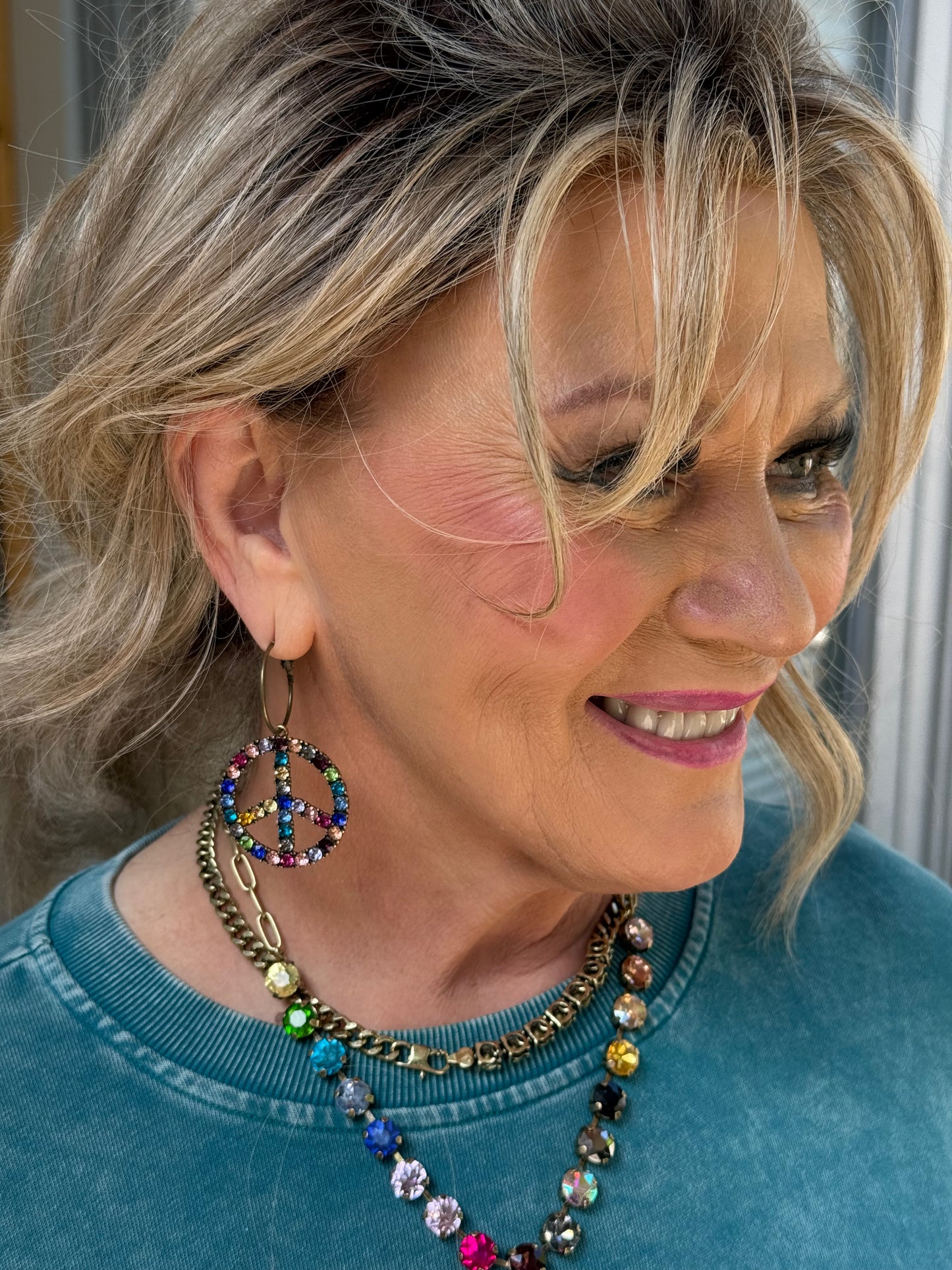 ALICE Multicolor Stone Peace Earrings