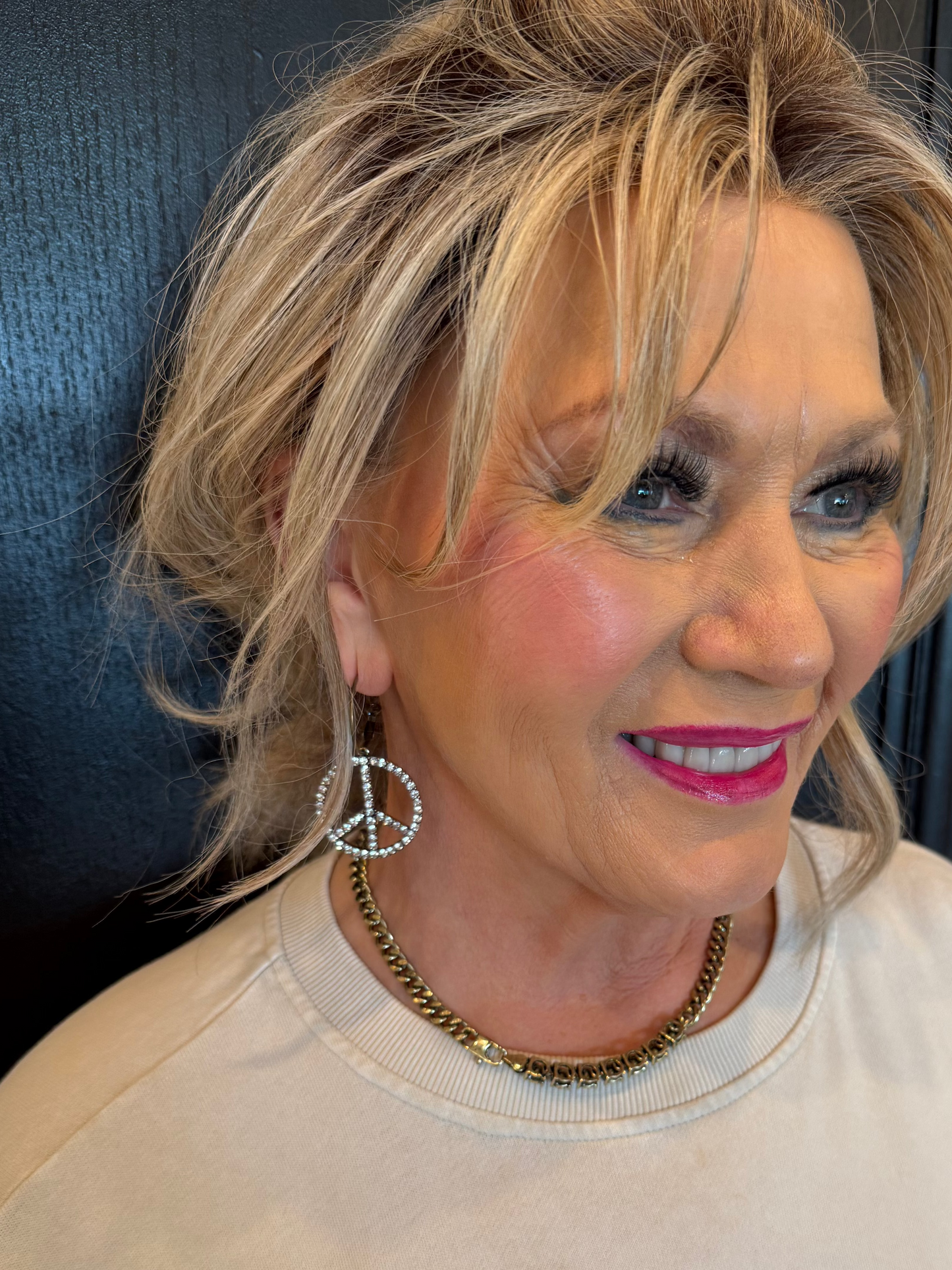 ALICE Crystal Peace Earrings
