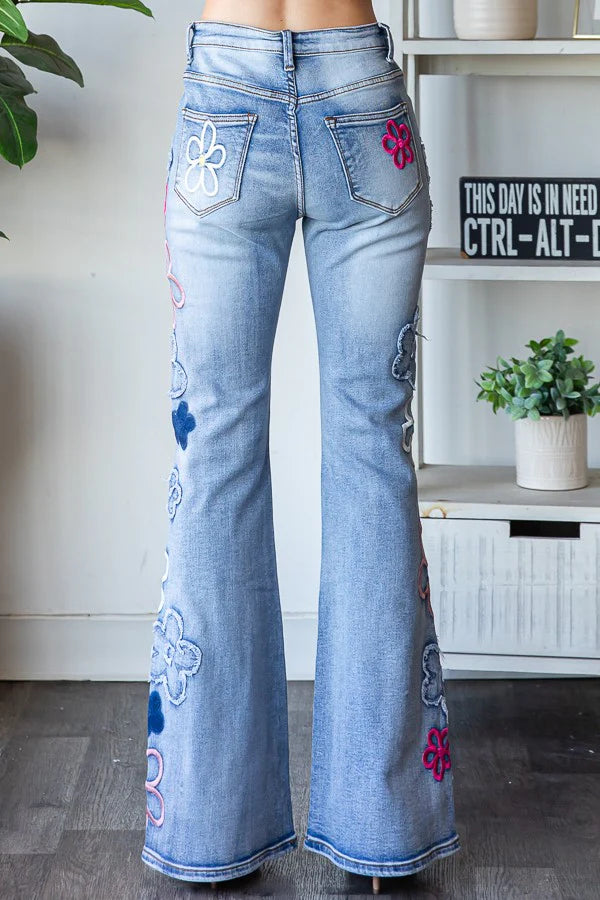 OLI & HALI Washed Flower Embroidery Denim Pants