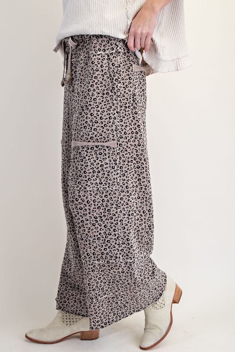 EASEL ANIMAL PRINT MINERAL WASHED TERRY KNIT LOUNGE CARGOS ASH MOCHA PLUS PRETTY