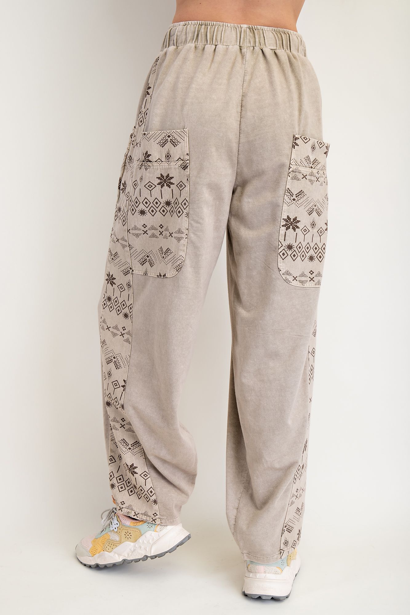 EASEL Ethnic Print Mix Mineral Washed Twill Barrel Pants Faded Mocha