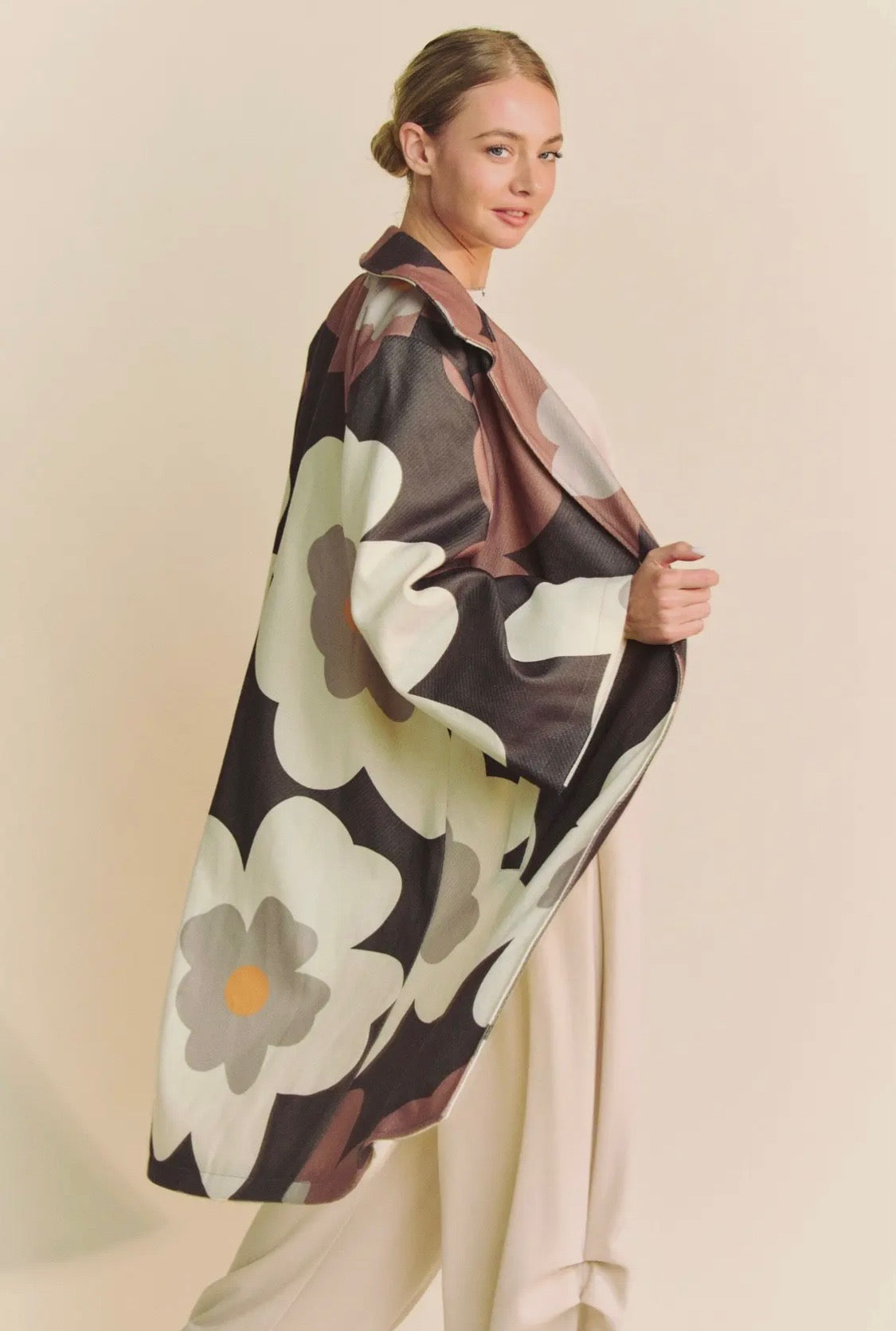 Davi & Dani Retro Floral Statement Coat