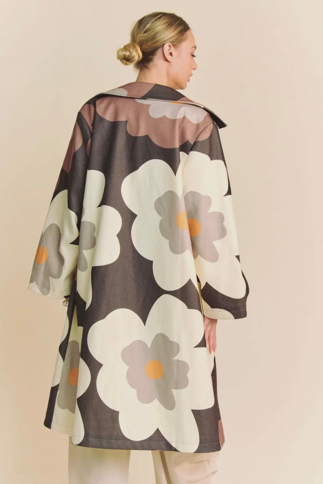 Davi & Dani Retro Floral Statement Coat