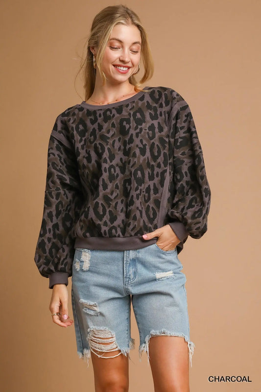UMGEE Leopard Print Pullover Sweatshirt with Contrast Trim Charcoal