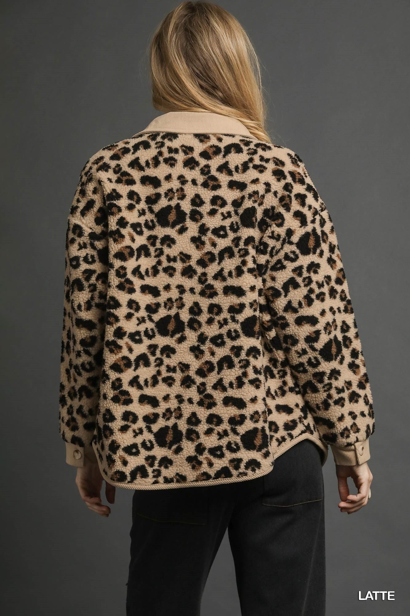 UMGEE Leopard Print Button-Front Jacket