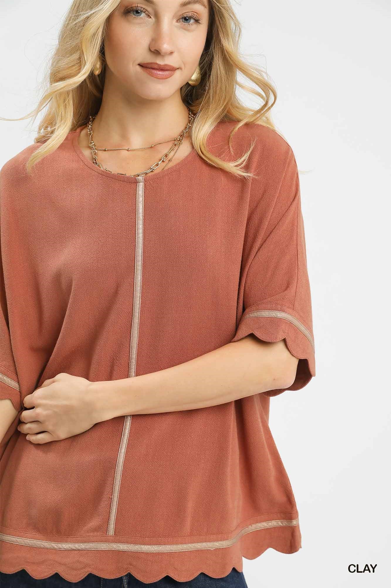 UMGEE Clay Linen Blend Scallop Trim Top