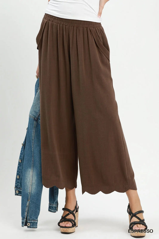 UMGEE Espresso Scallop Pants