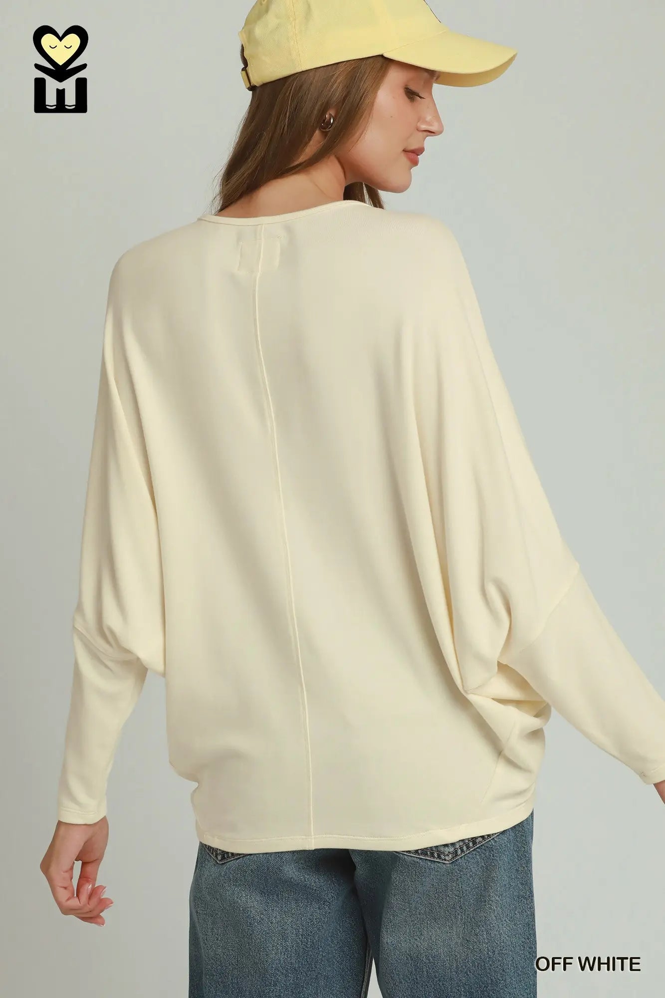 UMGEE Off White Batwing Round Neck Long Sleeve Top