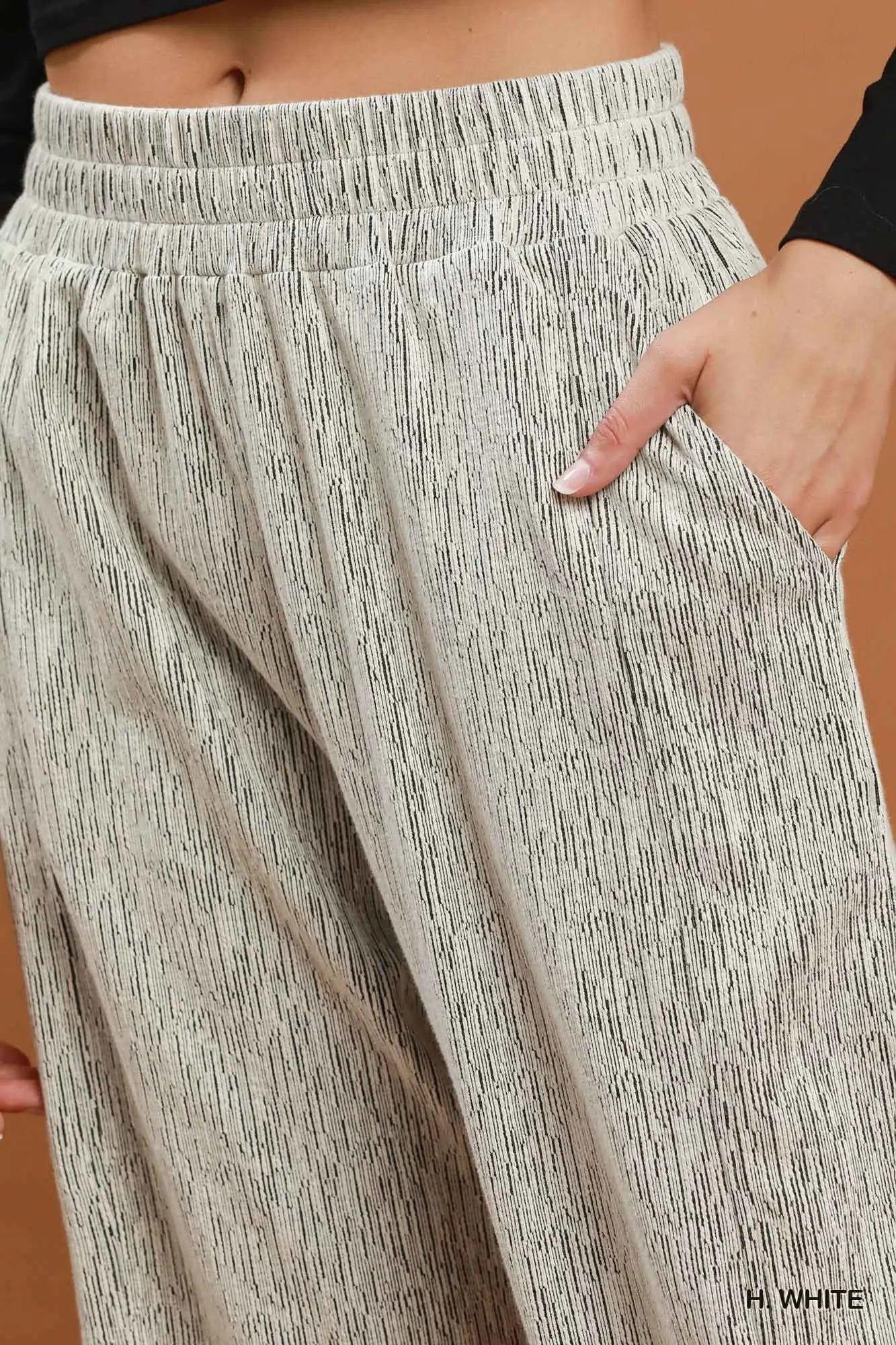 UMGEE Heather White Textured Knit Pants