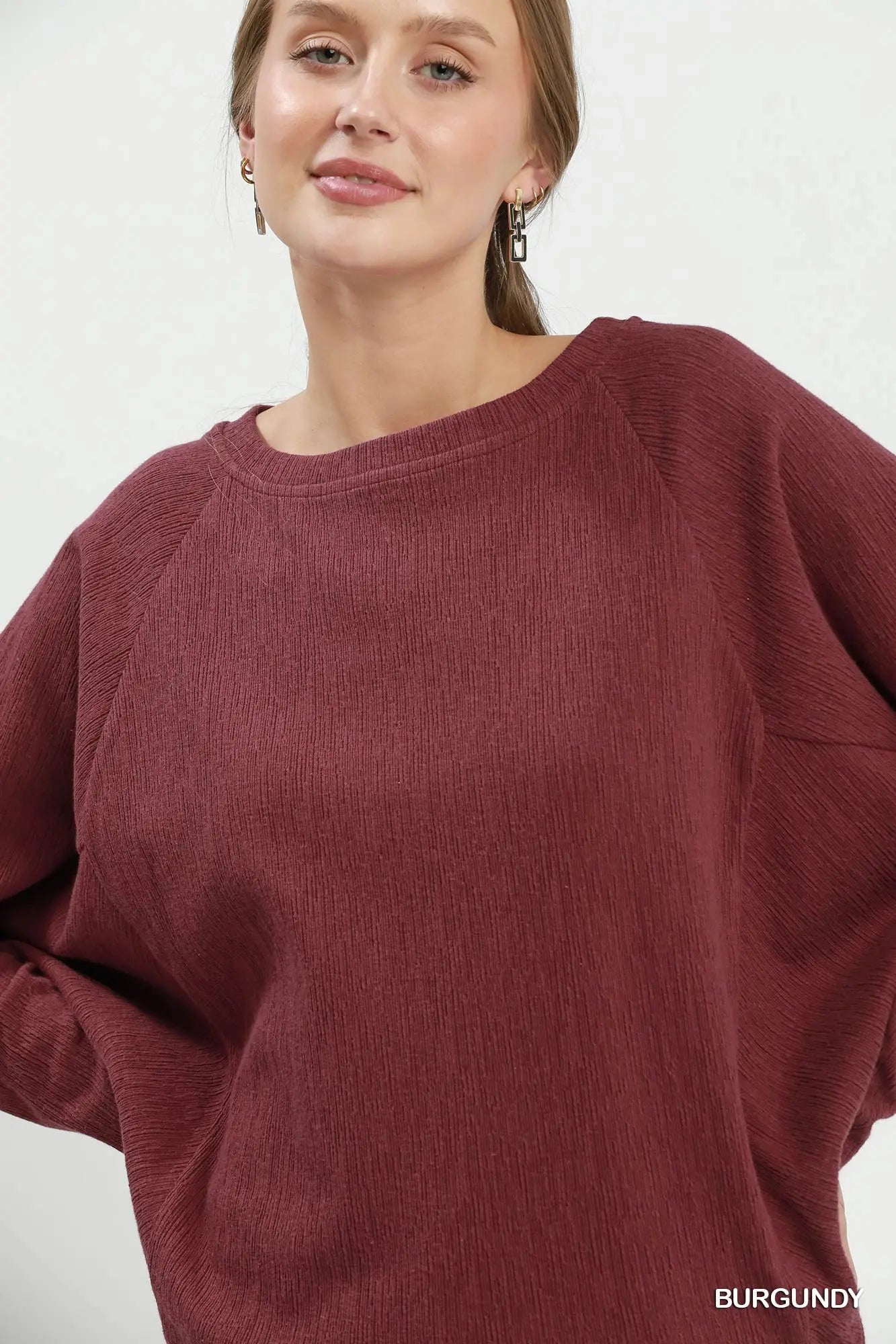 UMGEE Burgundy Textured Knit Long Sleeve Pullover Top