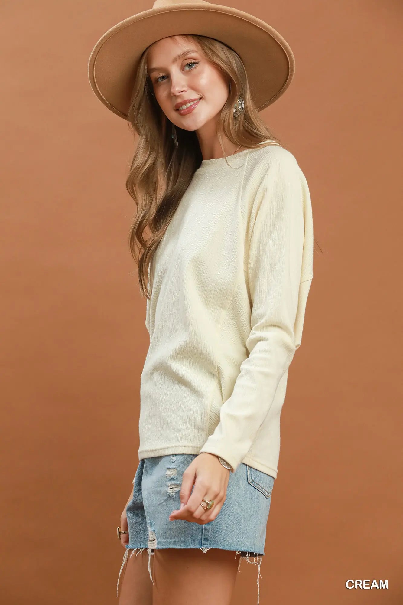 UMGEE Cream Textured Knit Long Sleeve Pullover Top