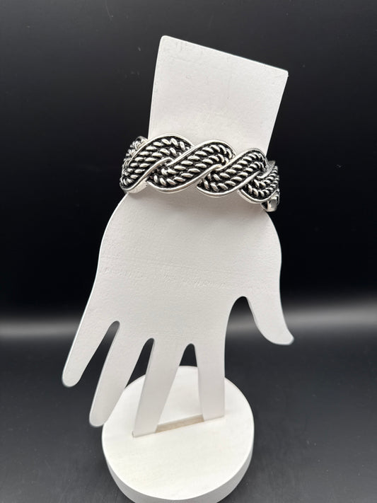 ALICE Twist Bracelet