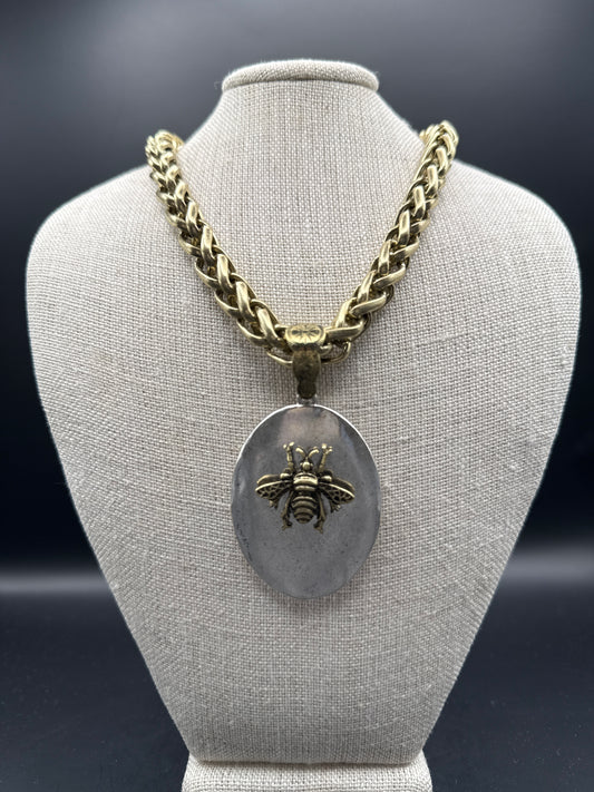 ALICE Bumblebee Gold Oval Necklace