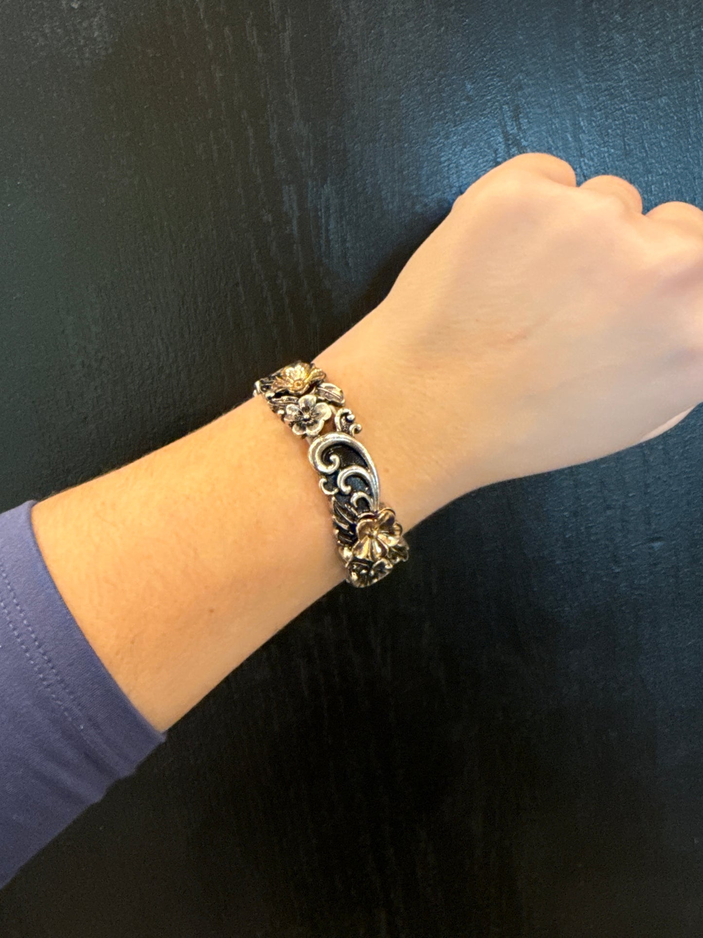 Mixed Metal Floral Stretchy Bracelet