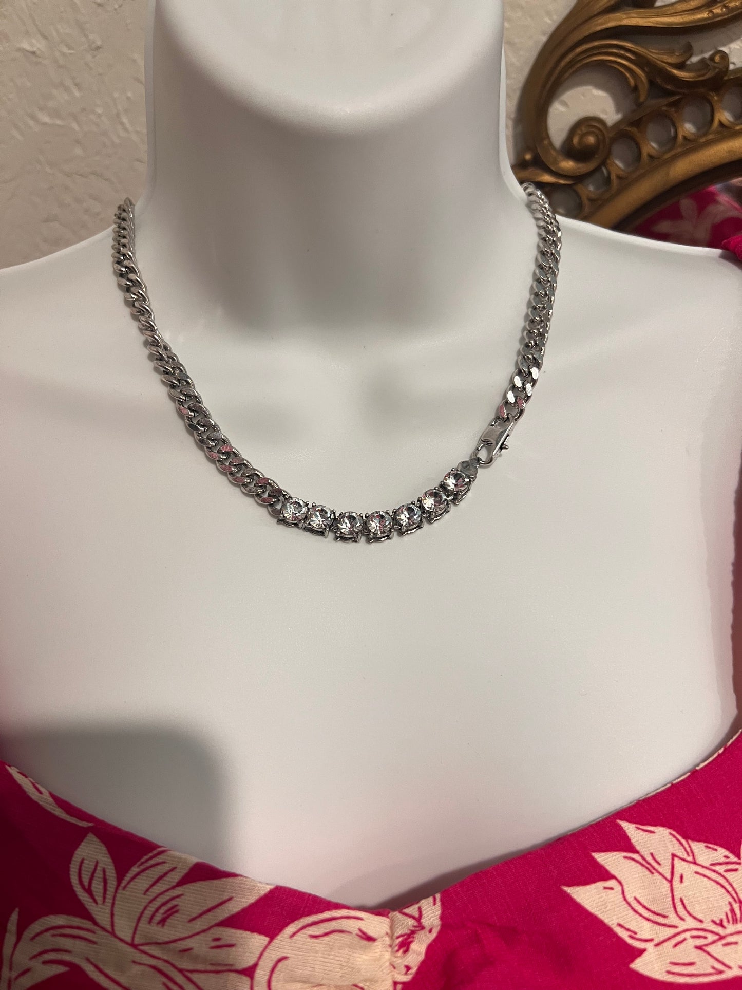 ALICE Small Crystal Necklace Silver