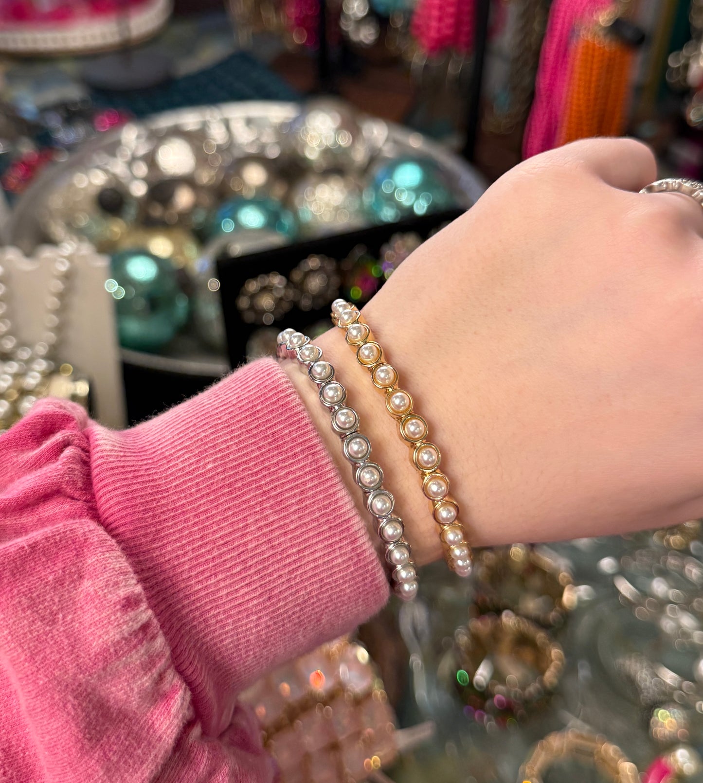 Small Pearl Circle Bracelet