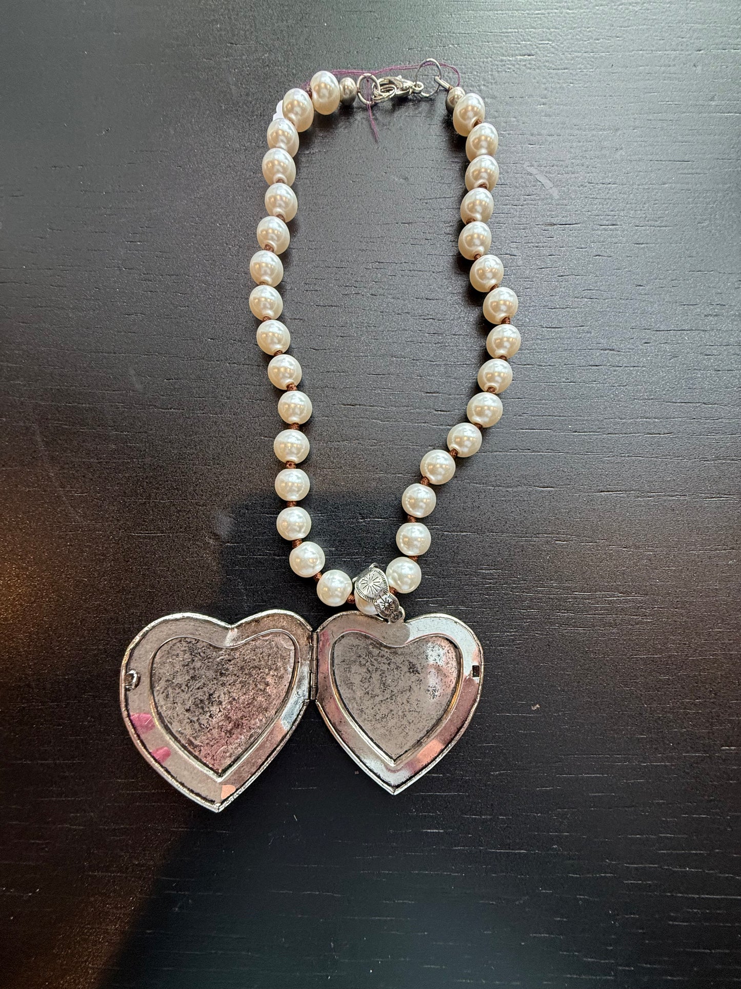 ALICE Pearl Necklace With Large Locket