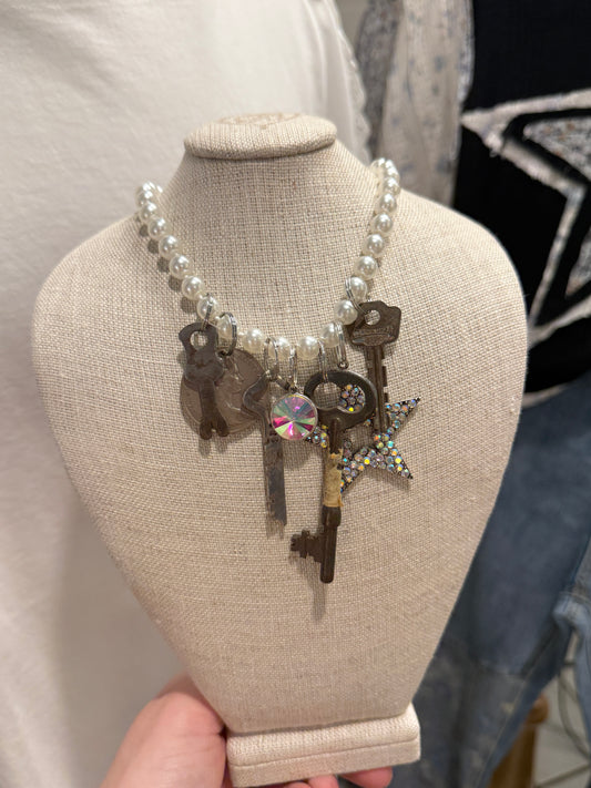 Pearl Beaded Long Key Necklace