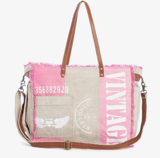 MYRA Queen Creek Weekender Bag