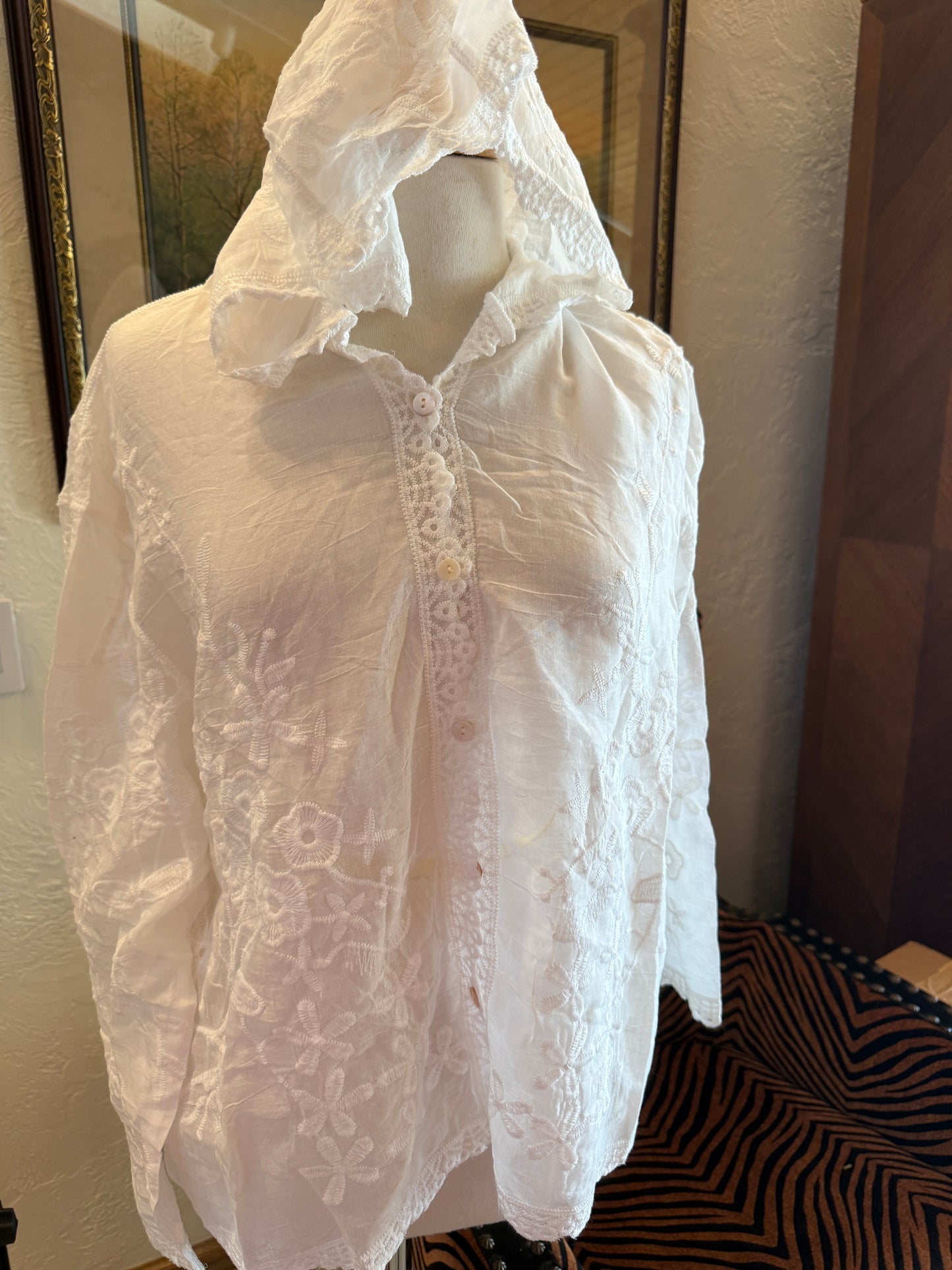 POL Off White Embroidered Hood Top