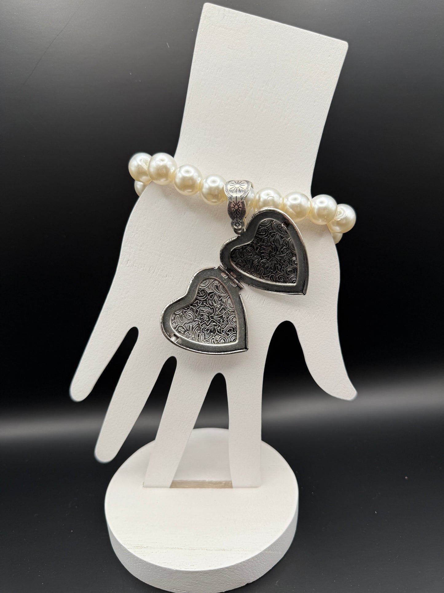 ALICE Large Locket Pearl Bracelet