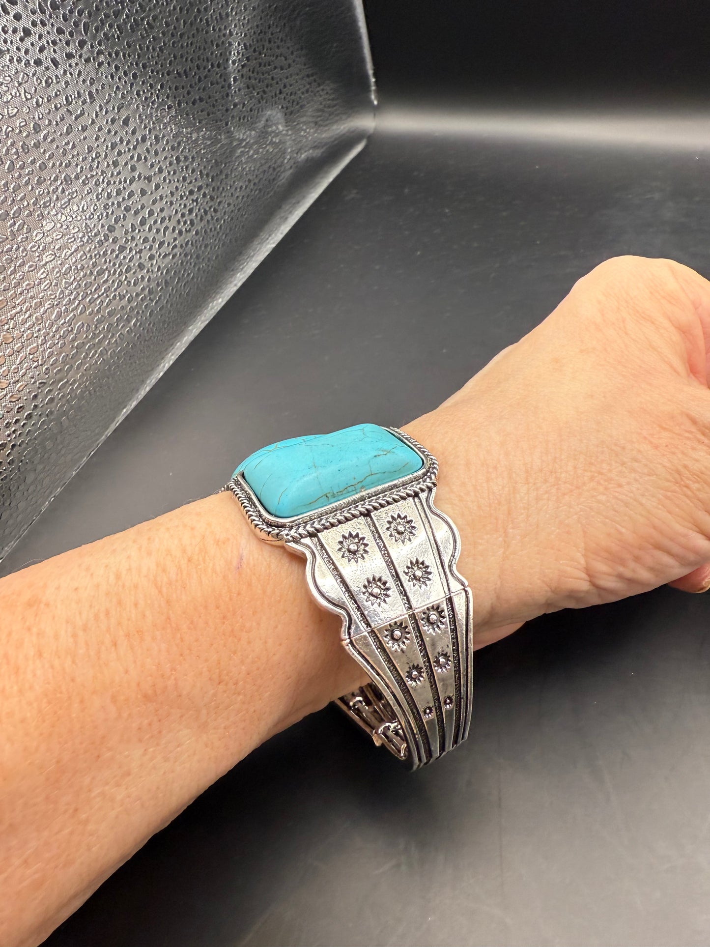 ALICE Promo Howlite Stone Turquoise Color Stretchy Bracelet