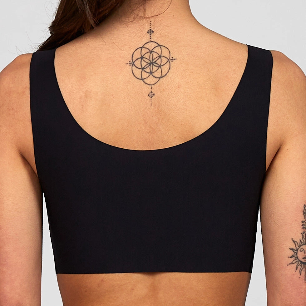 THE ONLY BRA - Black V-Neck Lift