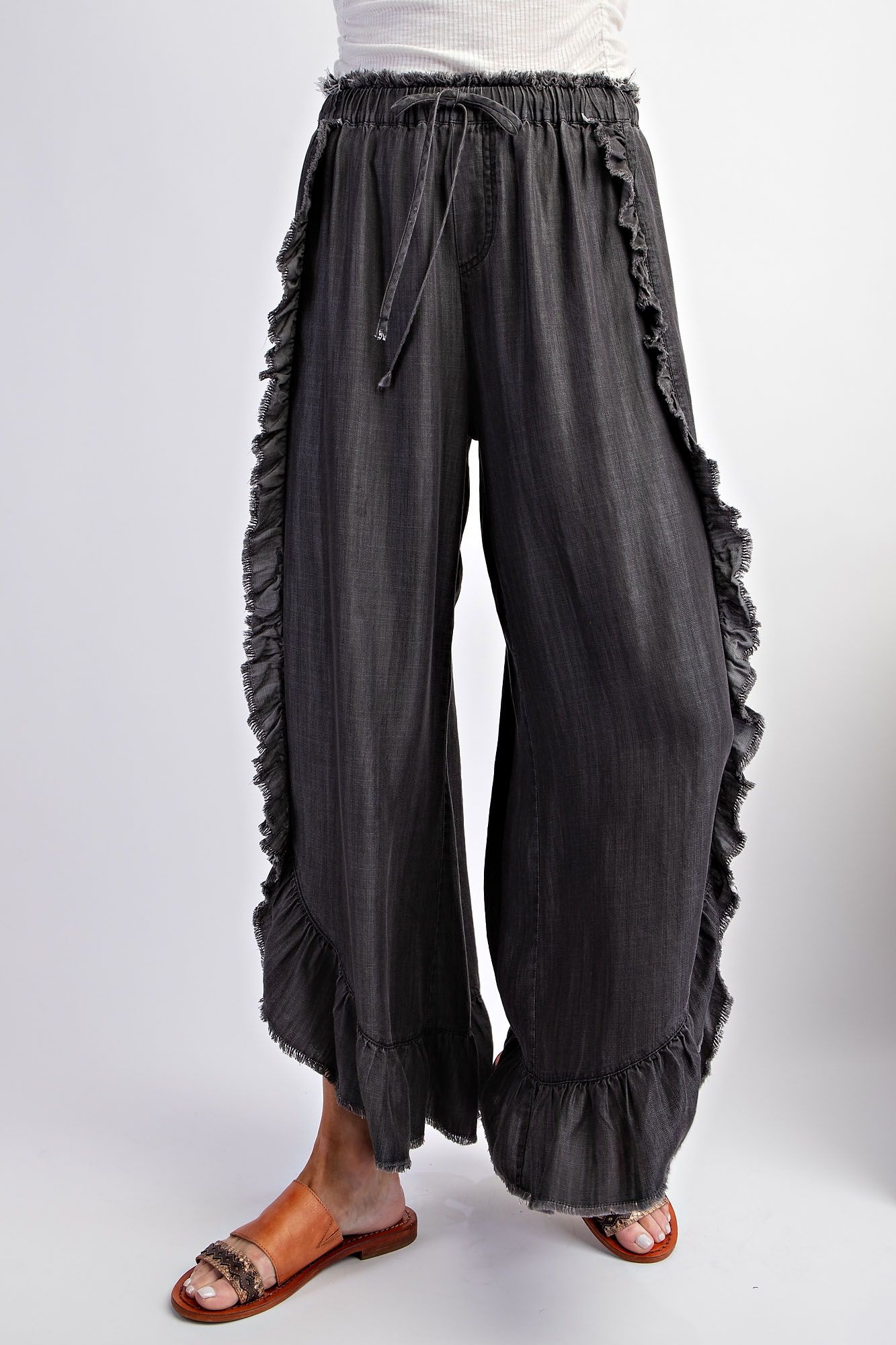 EASEL Washed Ruffle Loose Fit Pants Black