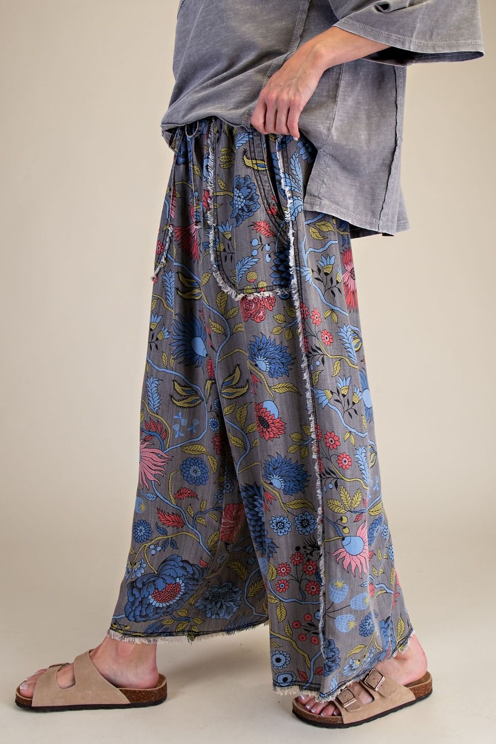 Easel Black Denim Floral Chambray Pant