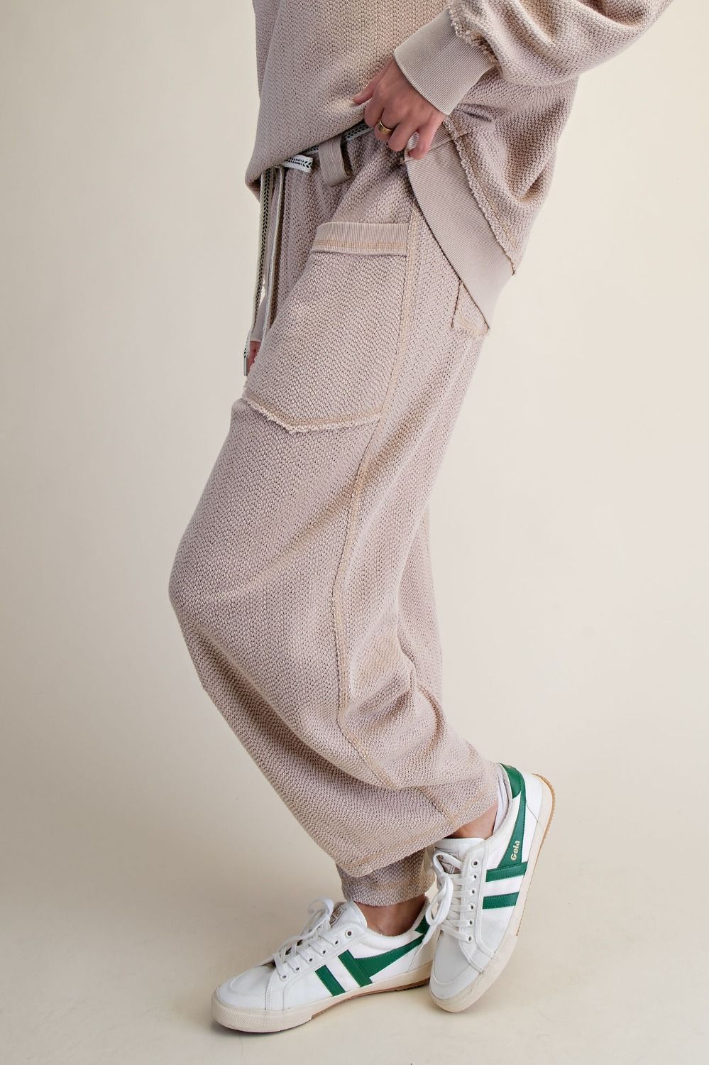 EASEL Mushroom Textured Knit Pants