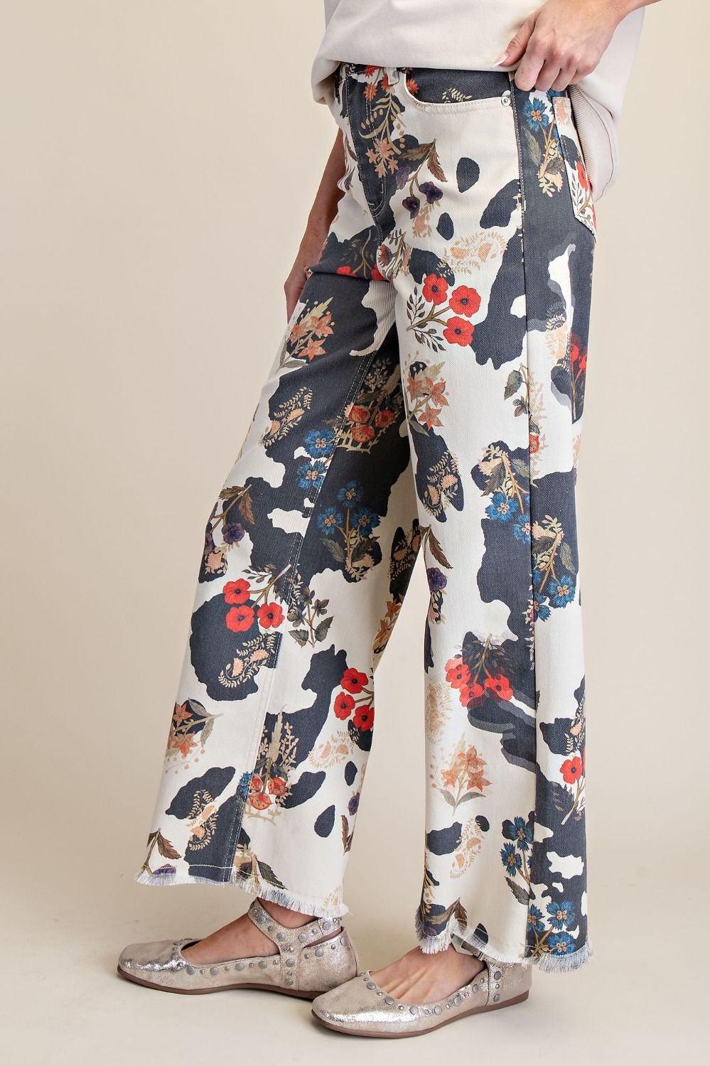 EASEL Ash Cow Floral Print Pants