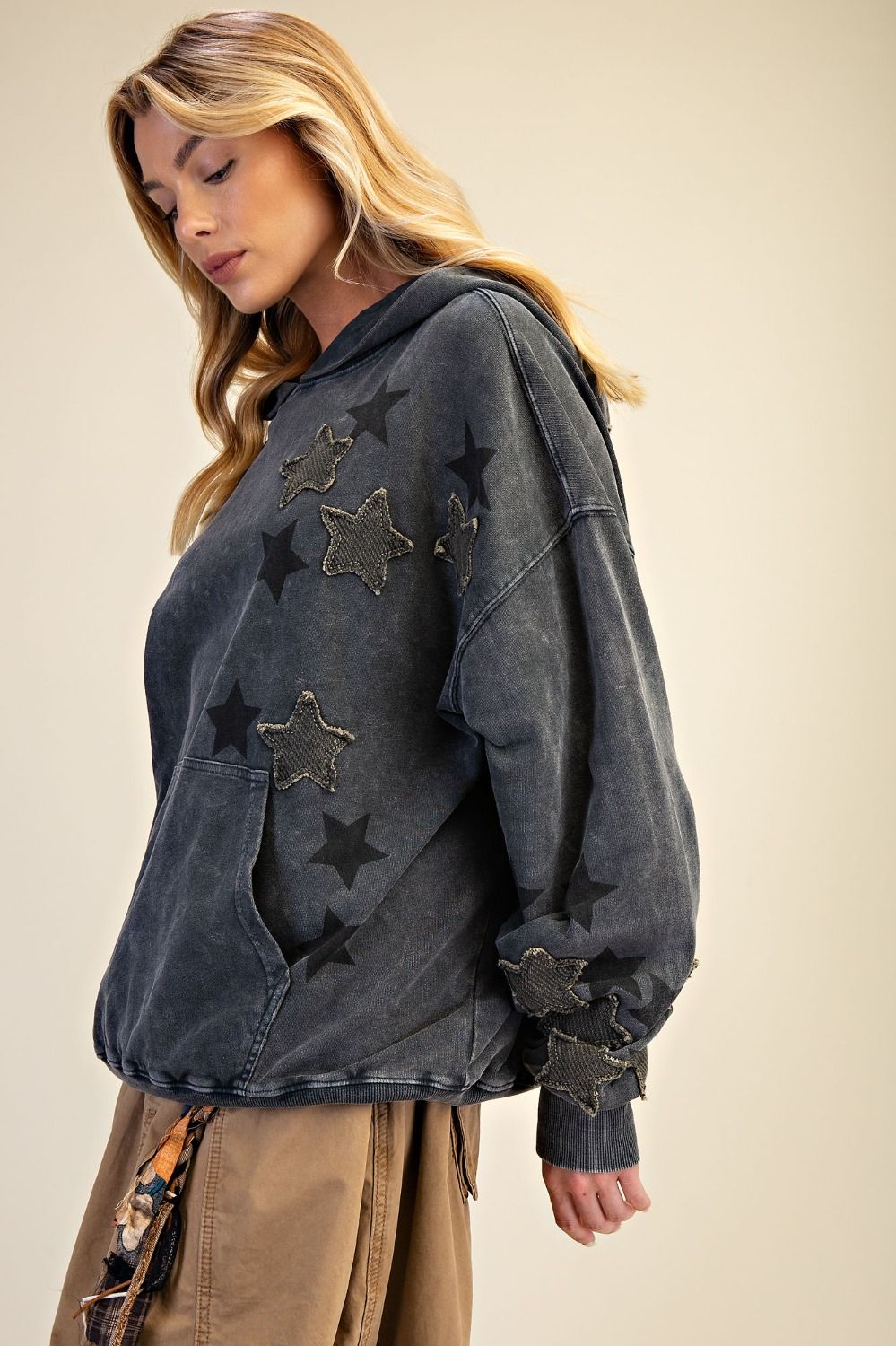 EASEL Ash Star Patch Pullover