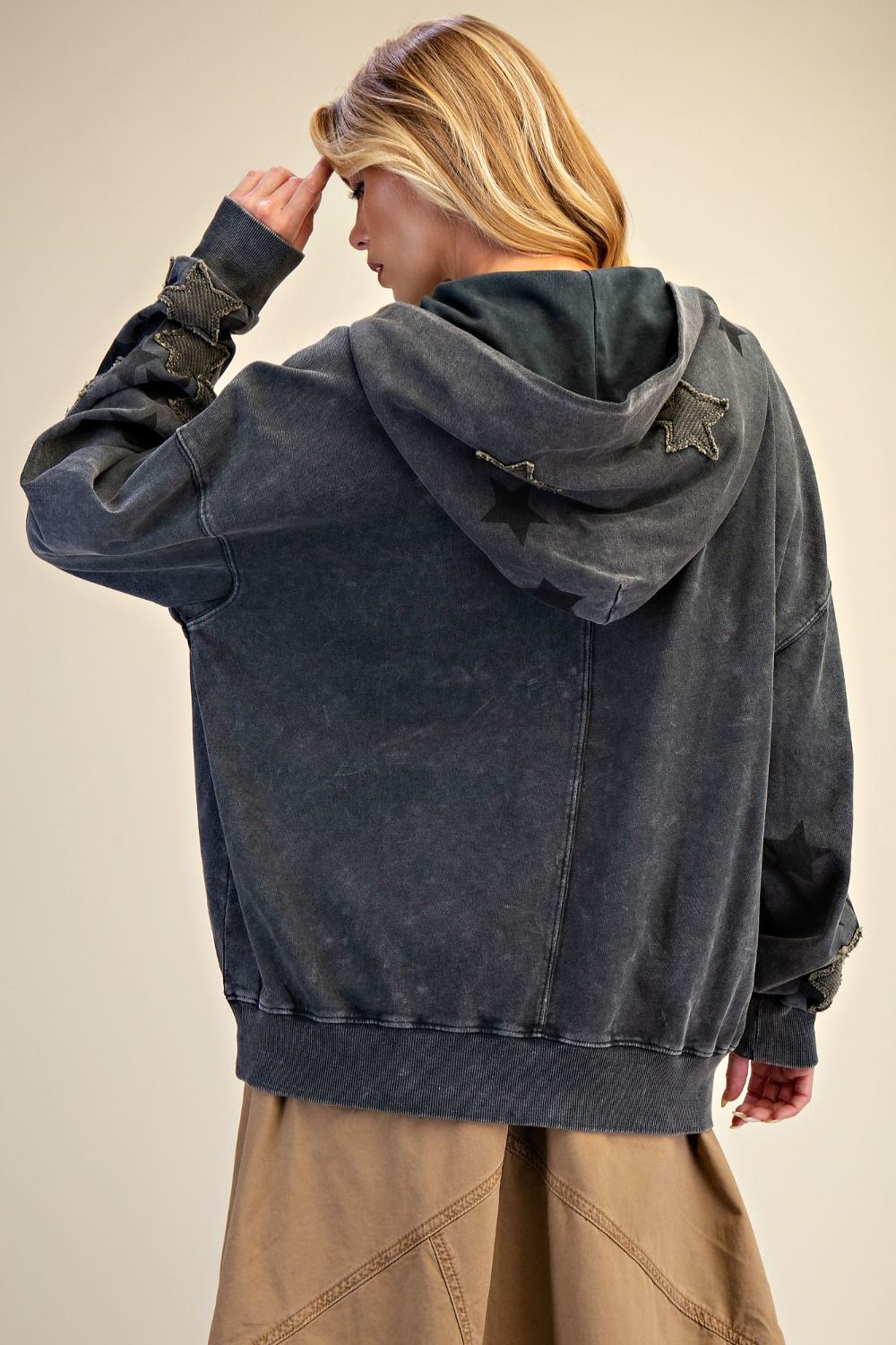 EASEL Ash Star Patch Pullover