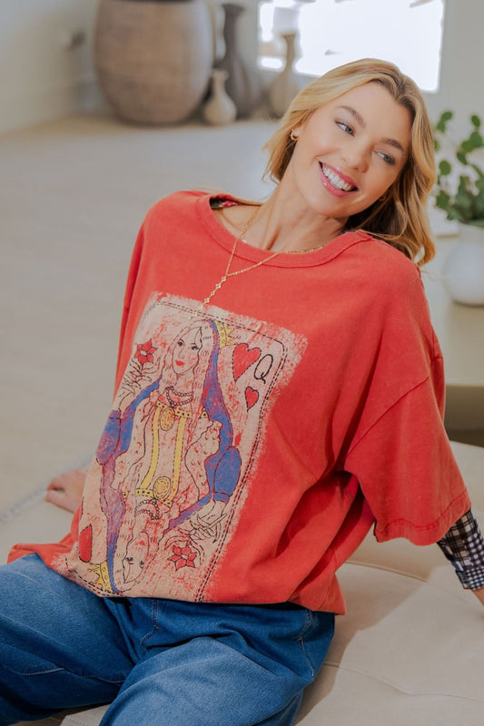 Easel Red Queen of Heart Tee