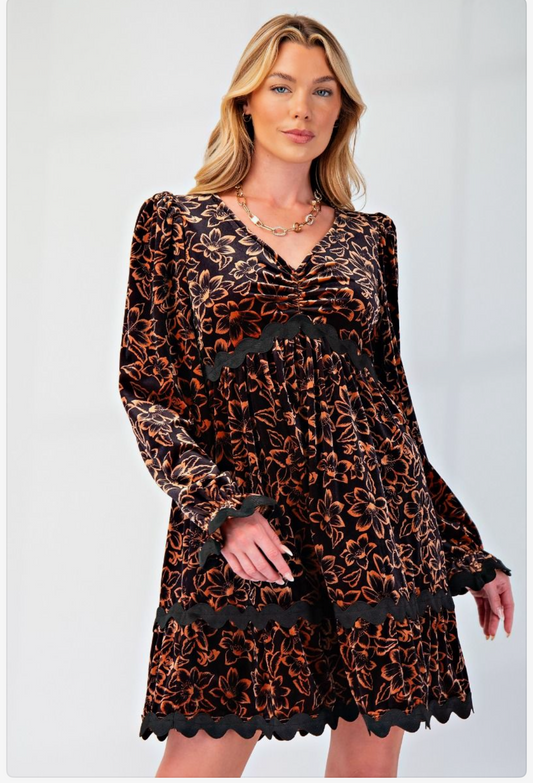 UMGEE black and gold velvet dress
