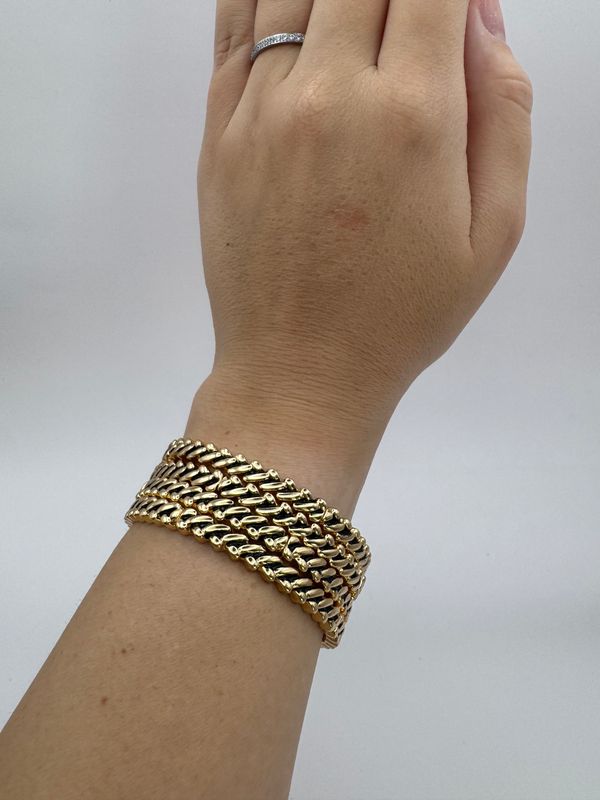 Gold Twist Link Bracelet